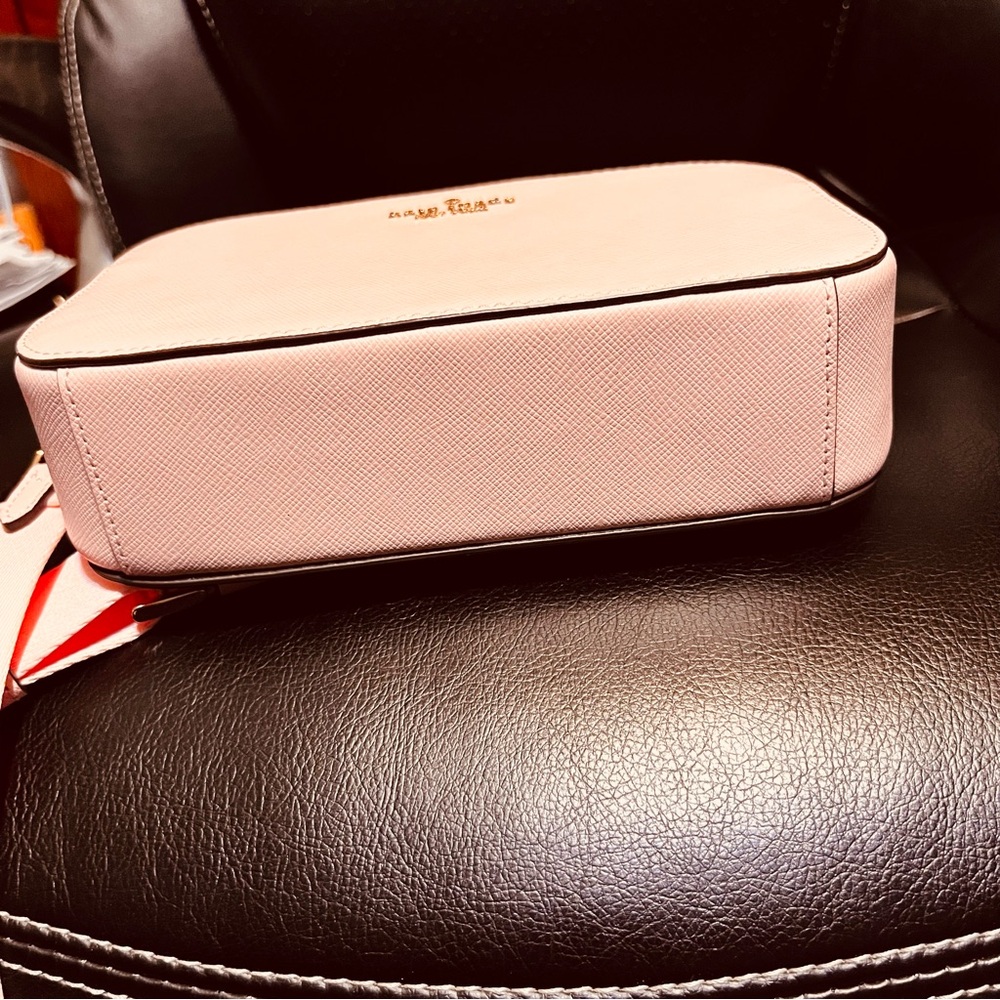 Kate Spade Pastel Pink Leather Crossbody Bag - Picture 6 of 10